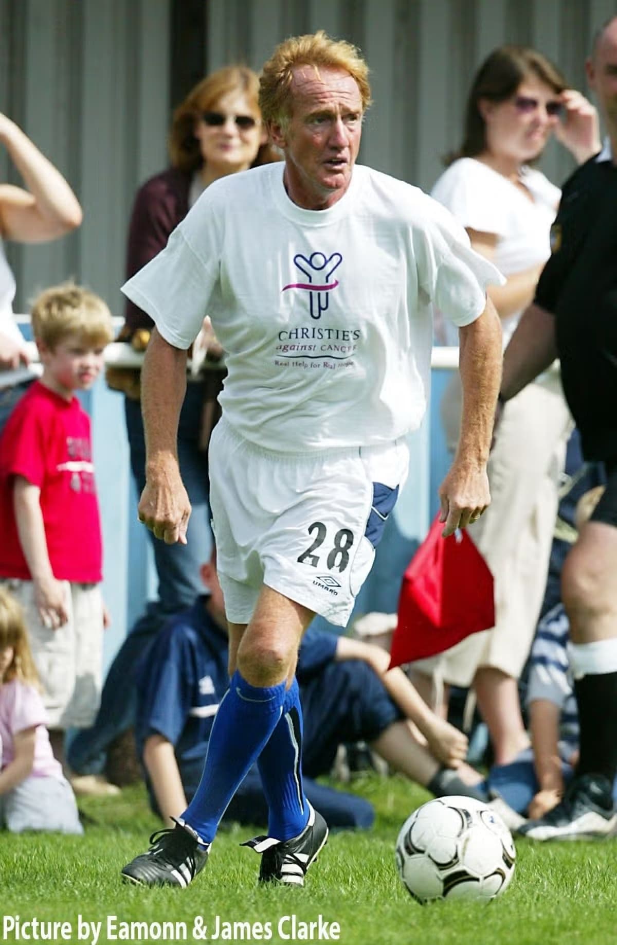 Manchester Legend Tony Steenson Dies Aged 78 in Portugal